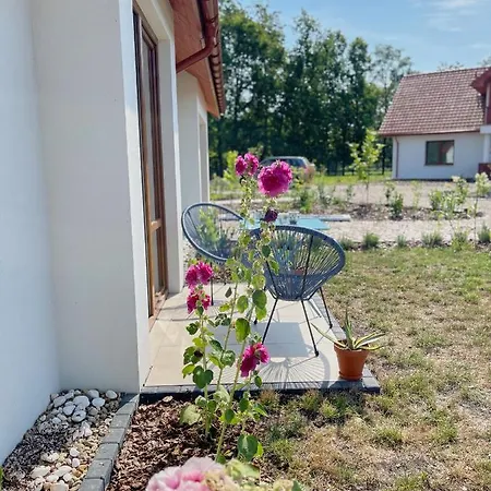 Komfortowy Z Kominkiem