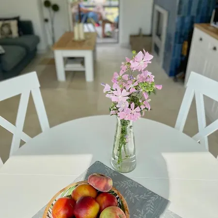 Komfortowy Z Kominkiem Hébergement de vacances Barwice