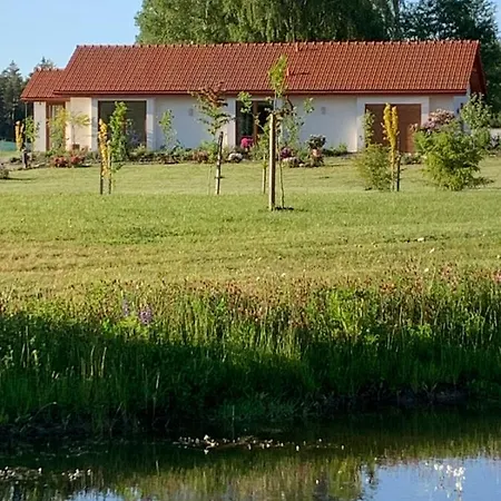 Holiday home Komfortowy Z Kominkiem Barwice